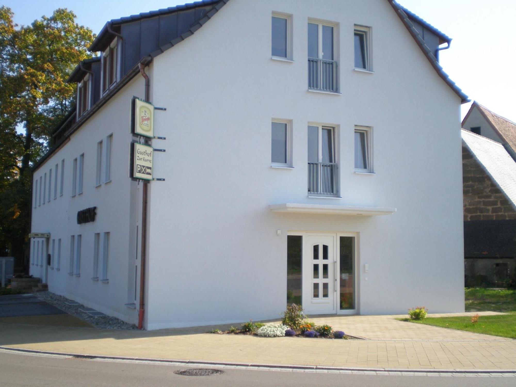 Gaestehaus Zur Kurve Hotel Zirndorf Exterior foto