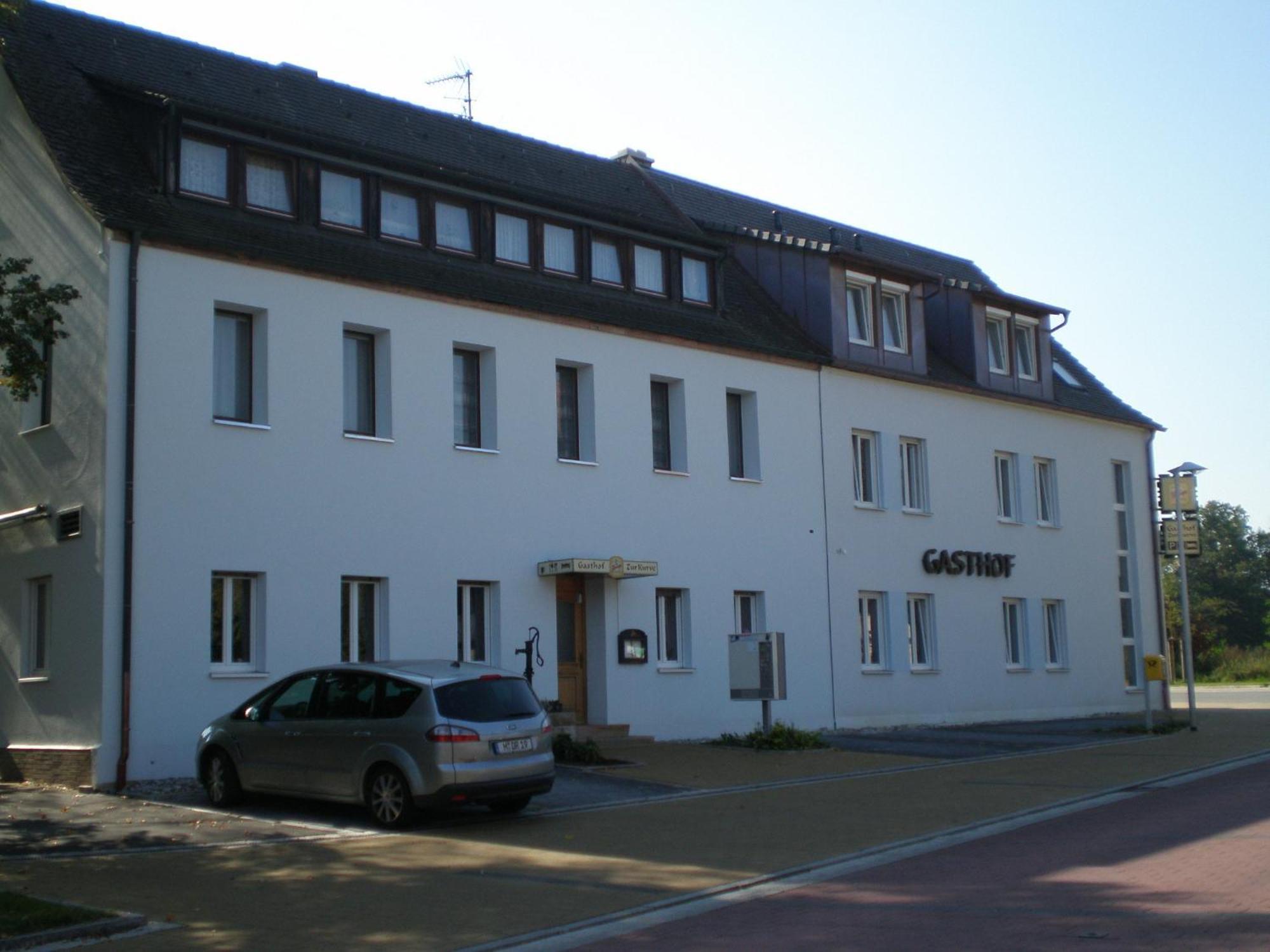 Gaestehaus Zur Kurve Hotel Zirndorf Exterior foto